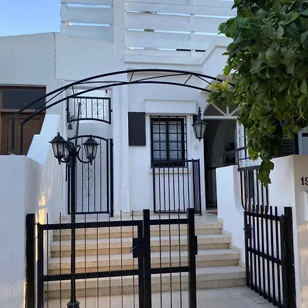 Wunderschoene Studio Apartment Larnaka